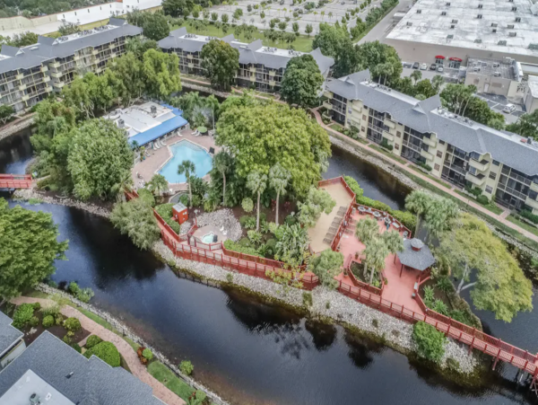 Quick drive to Downtown Naples and Venetian Bay